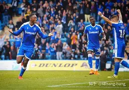 九州体育-主场作战成功，北方冠军队获得珍贵胜利(某北方俱乐部大幅降薪要球员签约 不签就停止训练)